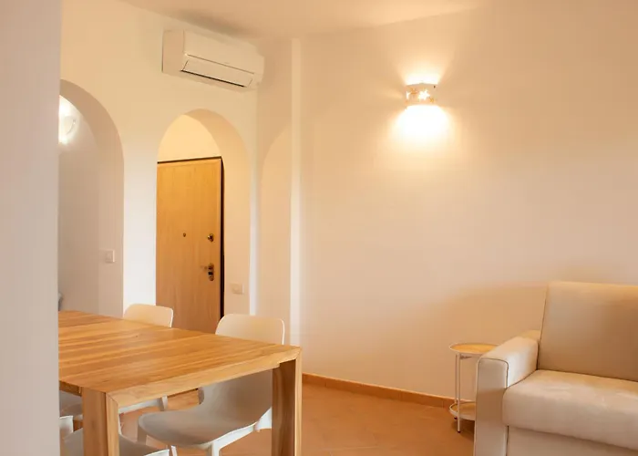 Bilocale Tra Terra E Mare Lejlighed Golfo Aranci